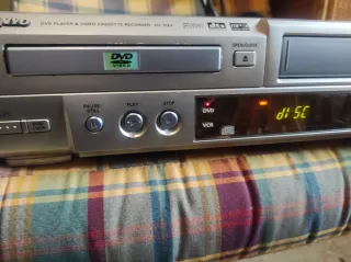 Reproductor DVD y VCR Sanyo NEGOCIABLE