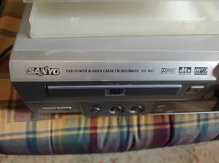 Reproductor DVD y VCR Sanyo NEGOCIABLE