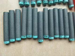 Nerf N-Strike Elite con Cargador y Dardos