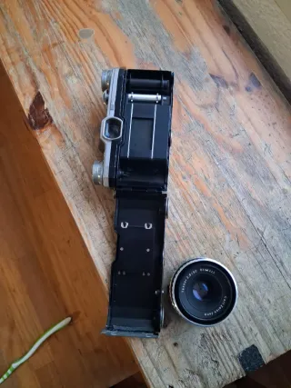 Pentacon F con Carl Zeiss Jena Tessar 50mm