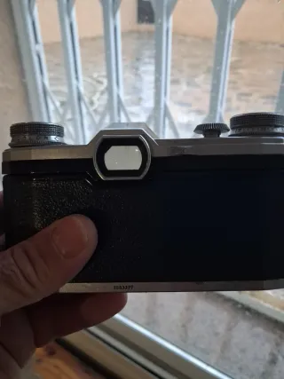 Pentacon F con Carl Zeiss Jena Tessar 50mm