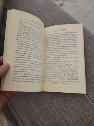 Oxford Bookworms Library: Level 4 The Scarlet L...