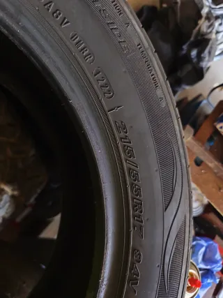 Vendo neumáticos nexen 215/55r17 los 3 o 2