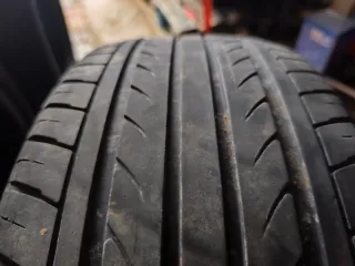 Vendo neumáticos nexen 215/55r17 los 3 o 2