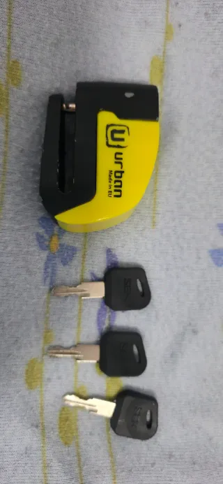 Candado Disco Urban 6 /alarma + 3 Llaves+soporte u