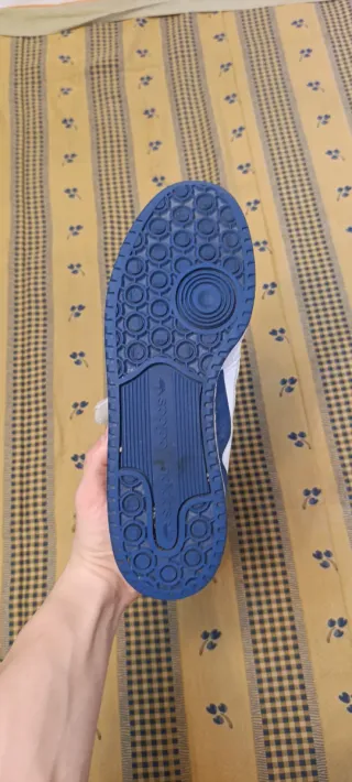 Zapatillas Adidas Forum Low Blancas y Azules