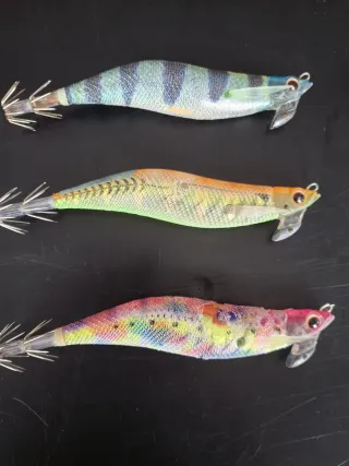 3 señuelos calamar Maag Cast 3.5