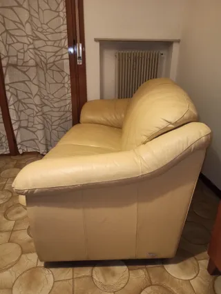 Divano in pelle