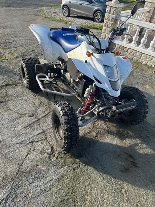 Quad Suzuki LTZ 400