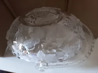 Cestino in vetro decorato