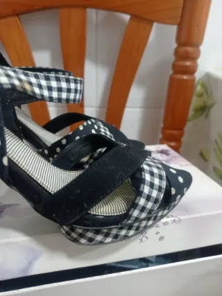 Sandalias tacón Zara Talla 37