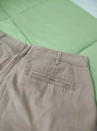 Pantalones cortos chinos beige Talla M