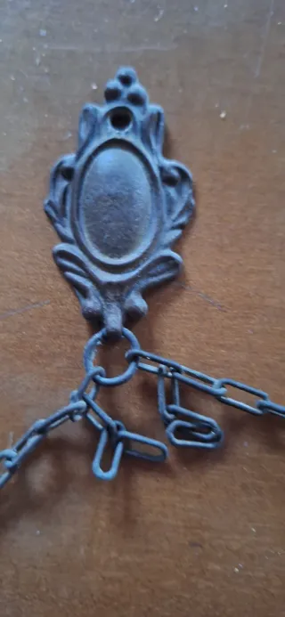 Portachiavi da parete vintage in metallo