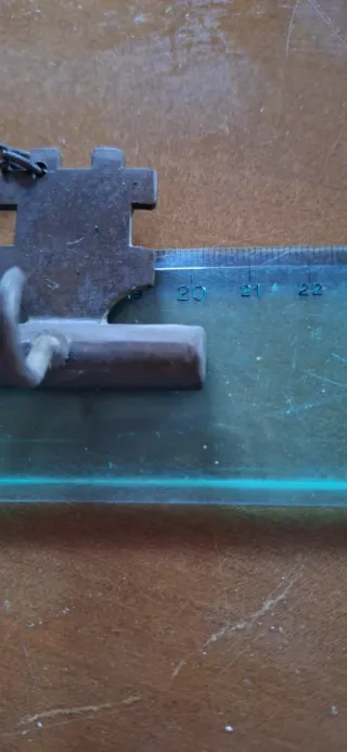 Portachiavi da parete vintage in metallo