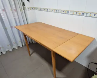 Mesa de madera extensible