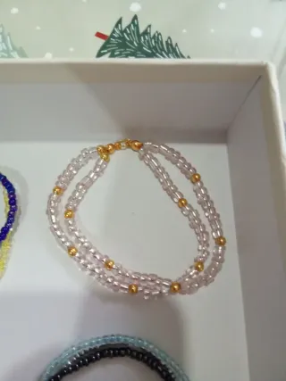 Conjunto de 7 pulseras de cuentas