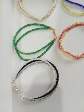 Conjunto de 7 pulseras de cuentas