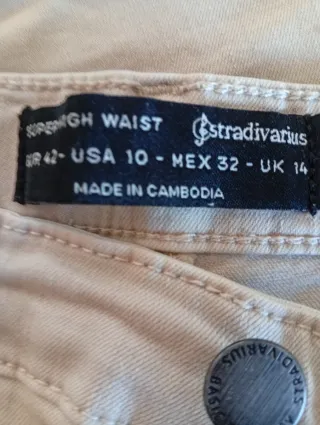 Pantaloni beige da donna