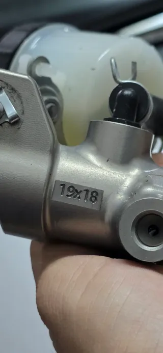 Bomba de Freno Accossato