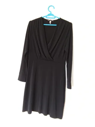 Vestido negro manga larga