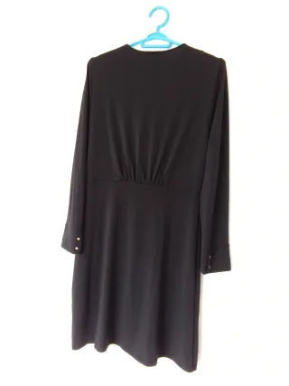 Vestido negro manga larga