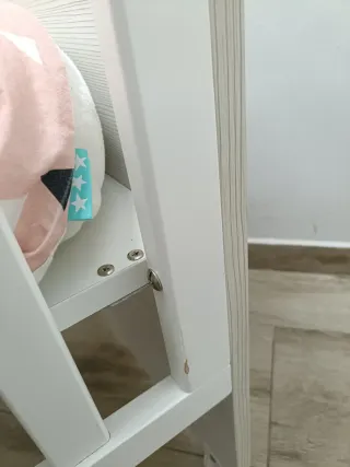 Cuna blanca con estrella