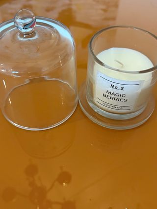 Candela aromatica con campana di vetro