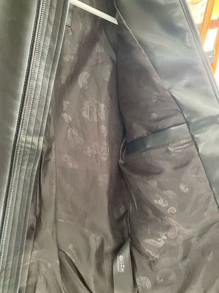 Chaqueta Cuero Pull&Bear Negra