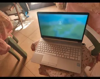 Portatile Hp 15 i5 8gb ram ssd256 Nvidia 15.6"