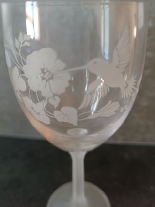 Coppia di calici per acqua/vino con incisione