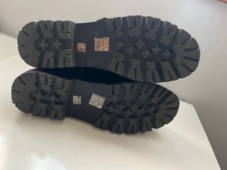 Botines moteros cordones negros talla 39