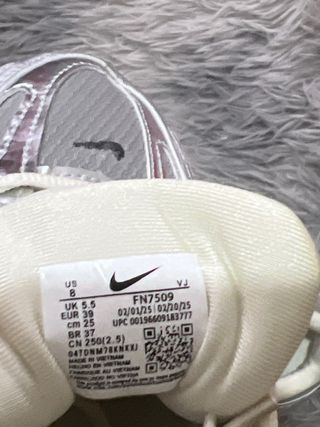 Zapatillas Nike P6000 Plateadas