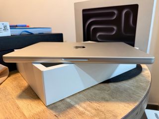 MacBook Pro 14 Apple M3 512GB Plata