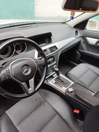 Mercedes-Benz Clase C 2011