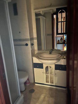 Habitación para profesoras , o sanitarias