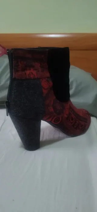 Botín Desigual Talla 38