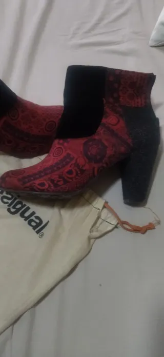 Botín Desigual Talla 38