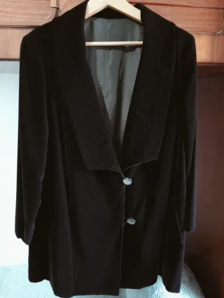 Ropa de confección de mujer hecha a mano talla 44