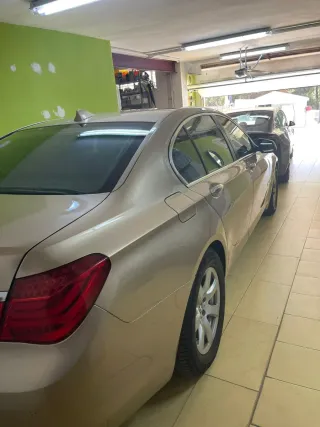 BMW Serie 7 2010
