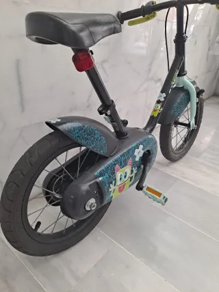 Bicicleta Infantil 14 Decathlon Tiene ruedines