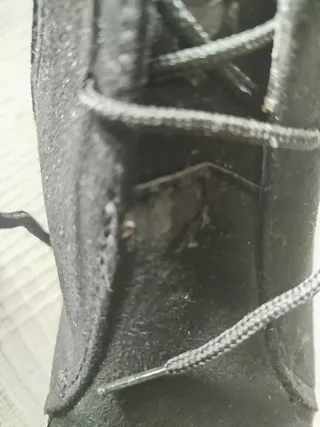 Botín cuña interior negro