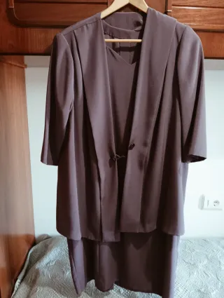 Ropa de confección de mujer hecha a mano talla 44