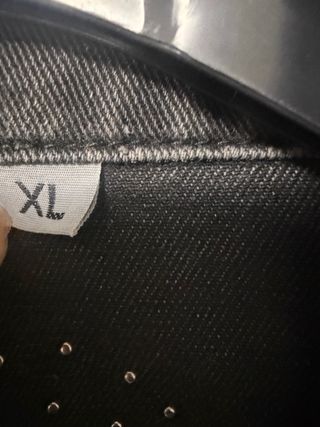 Cazadora vaquera negra M&M's