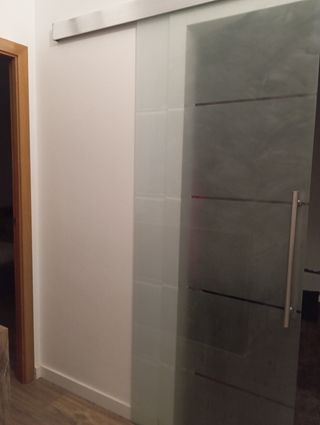 Puerta corredera cristal esmerilado