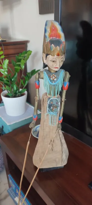 Marioneta Wayang Indonesia Antigua