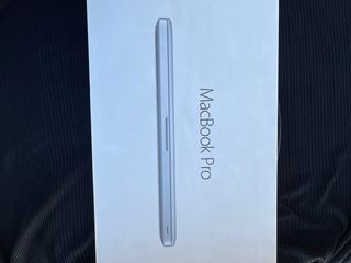 MacBook Pro 13” 16Gb RAM, Intel i5 2,5 Ghz (2012)