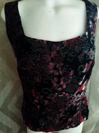 Top fiesta negro y rojo
