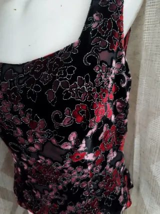 Top fiesta negro y rojo