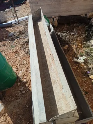 Comederos de 2 metros para ganado