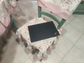 Portatile Lenovo t14 i5 slim 16gb ram ssd 1tb 14"